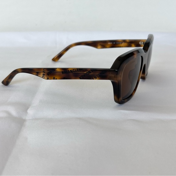 BALENCIAGA BB0127S Tortoise Frame Brown Lenses Square Shaped Sunglasses NWT - Picture 3 of 14